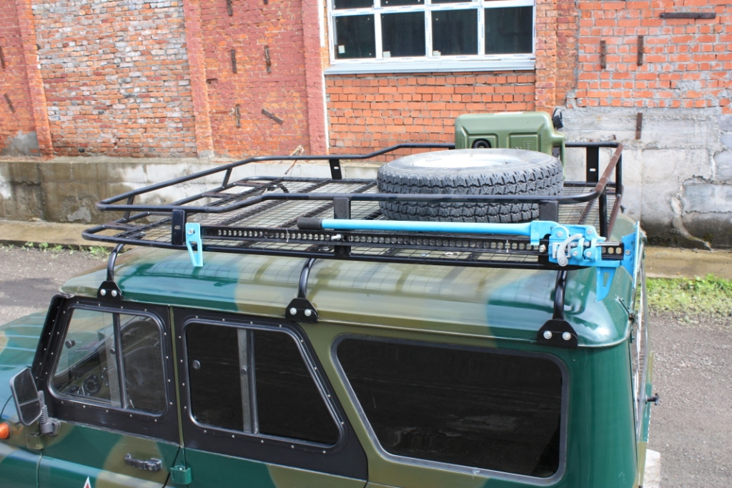 УАЗ 469/УАЗ 3152 Багажник экспедиционный для установки на крышу с креплениями на водосток,с сеткой