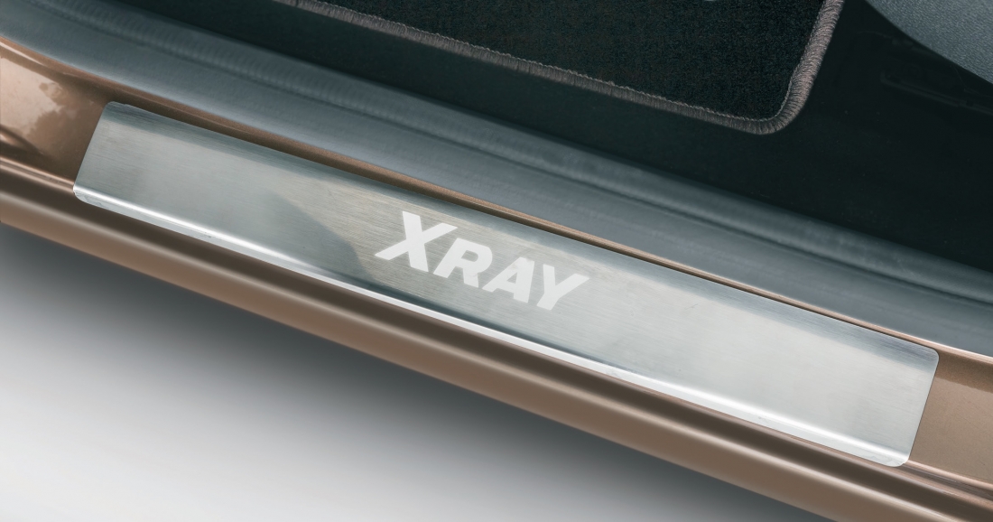 Накладки на пороги Lada Xray 2016~