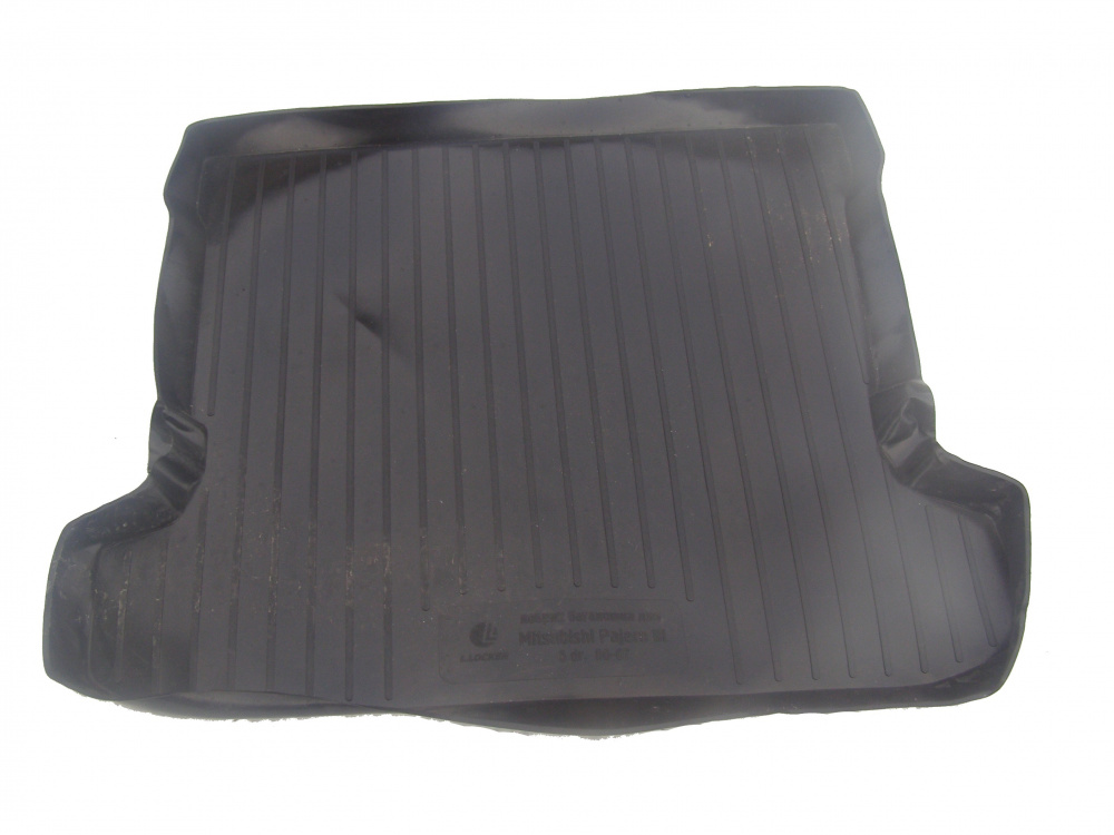 Mitsubishi Pajero (2000-2007) Ковер багажника полиэтиленовый